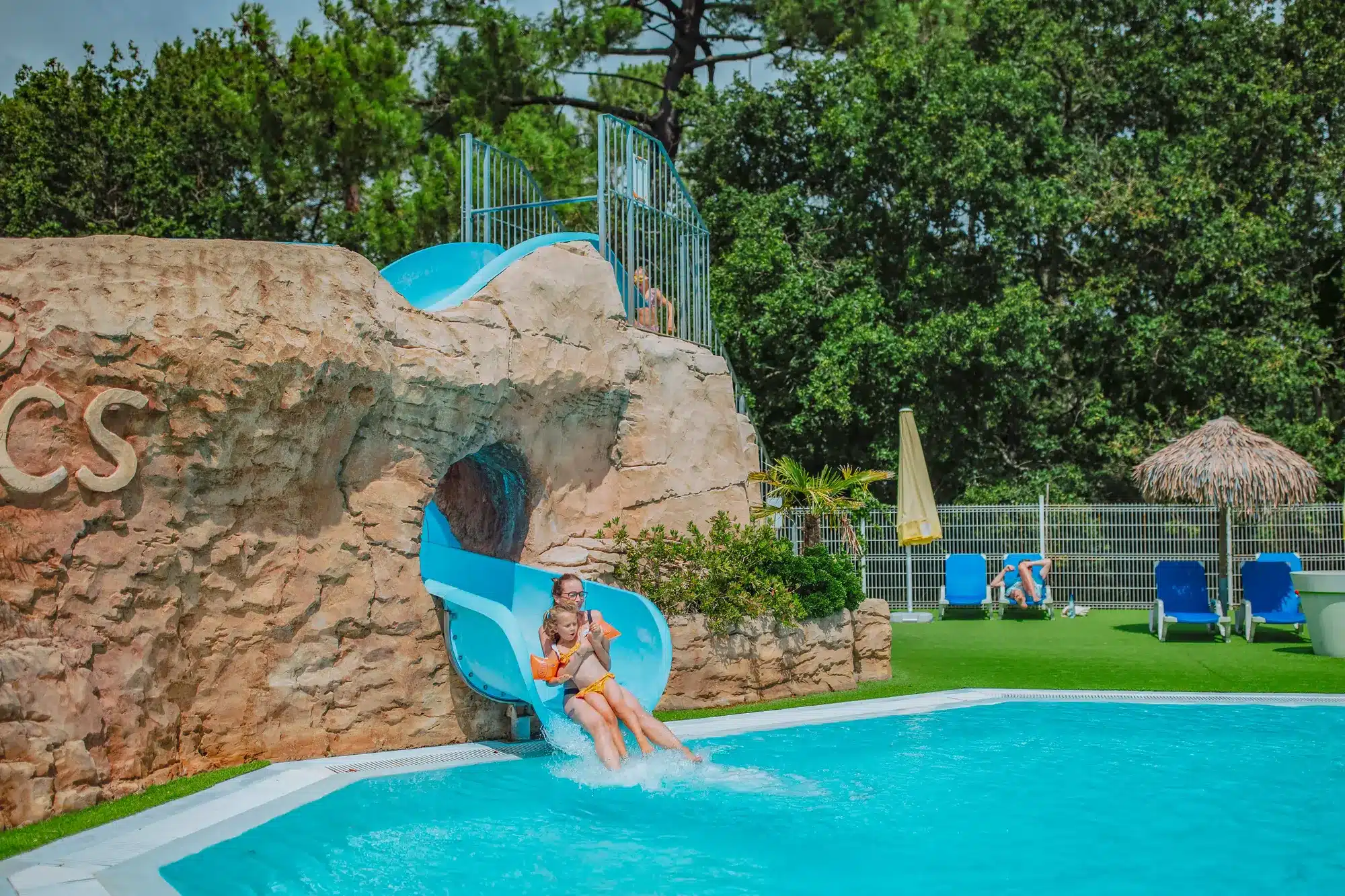 soulac pool slide